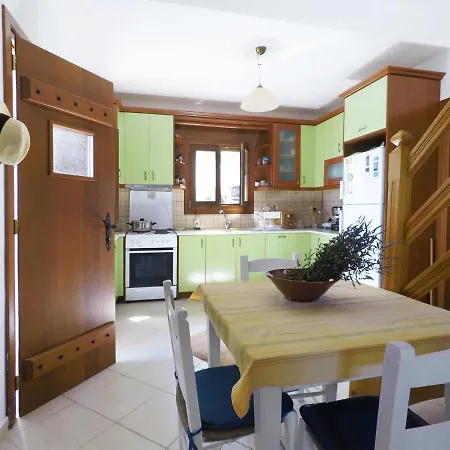 Holiday home Kastanies Country House *